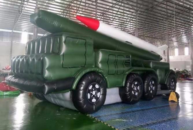 安龙小型导弹车